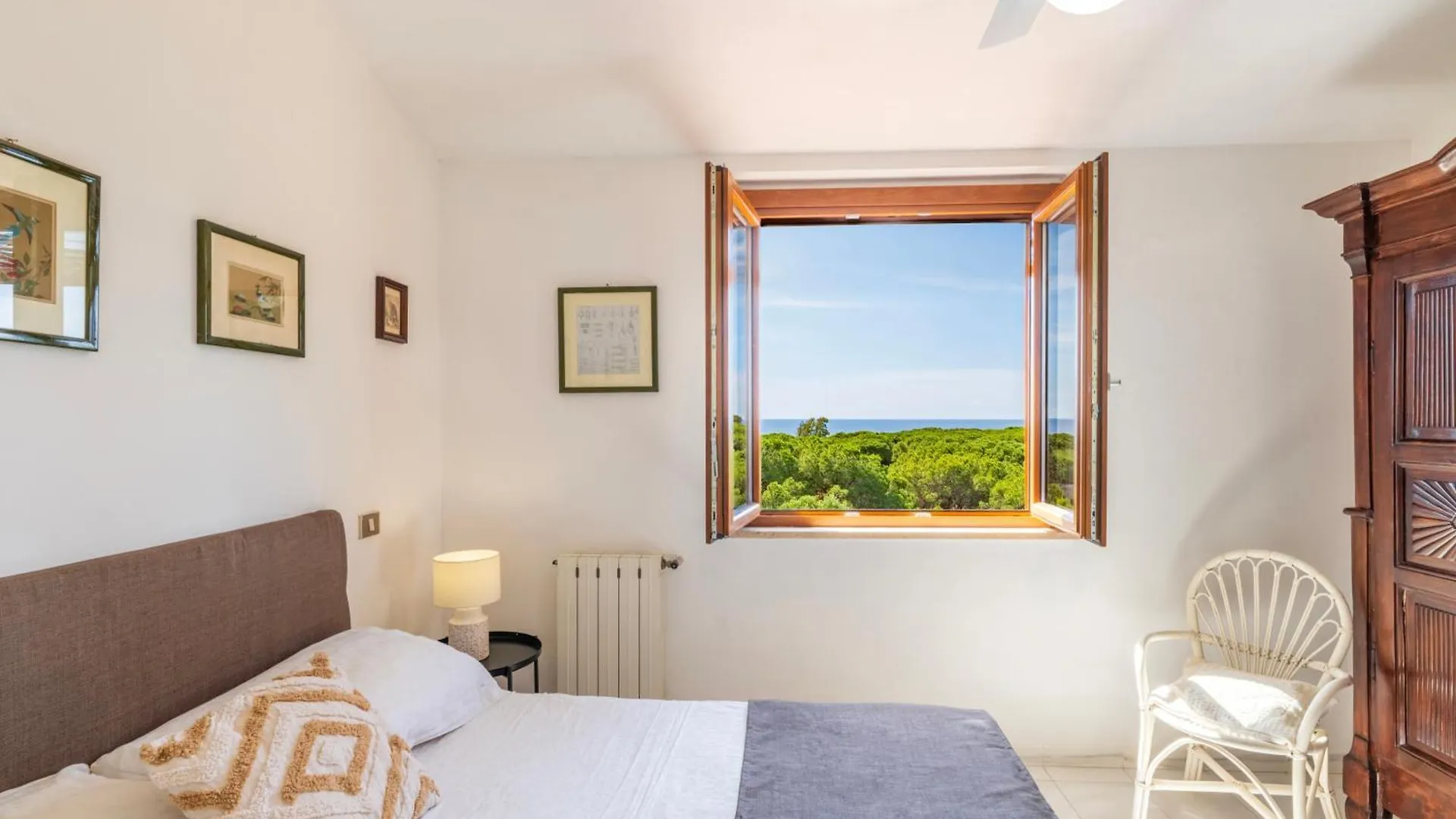 Villa Sara, A Pochi Passi Dalla Spiaggia, Sud Sardegna Forte Village