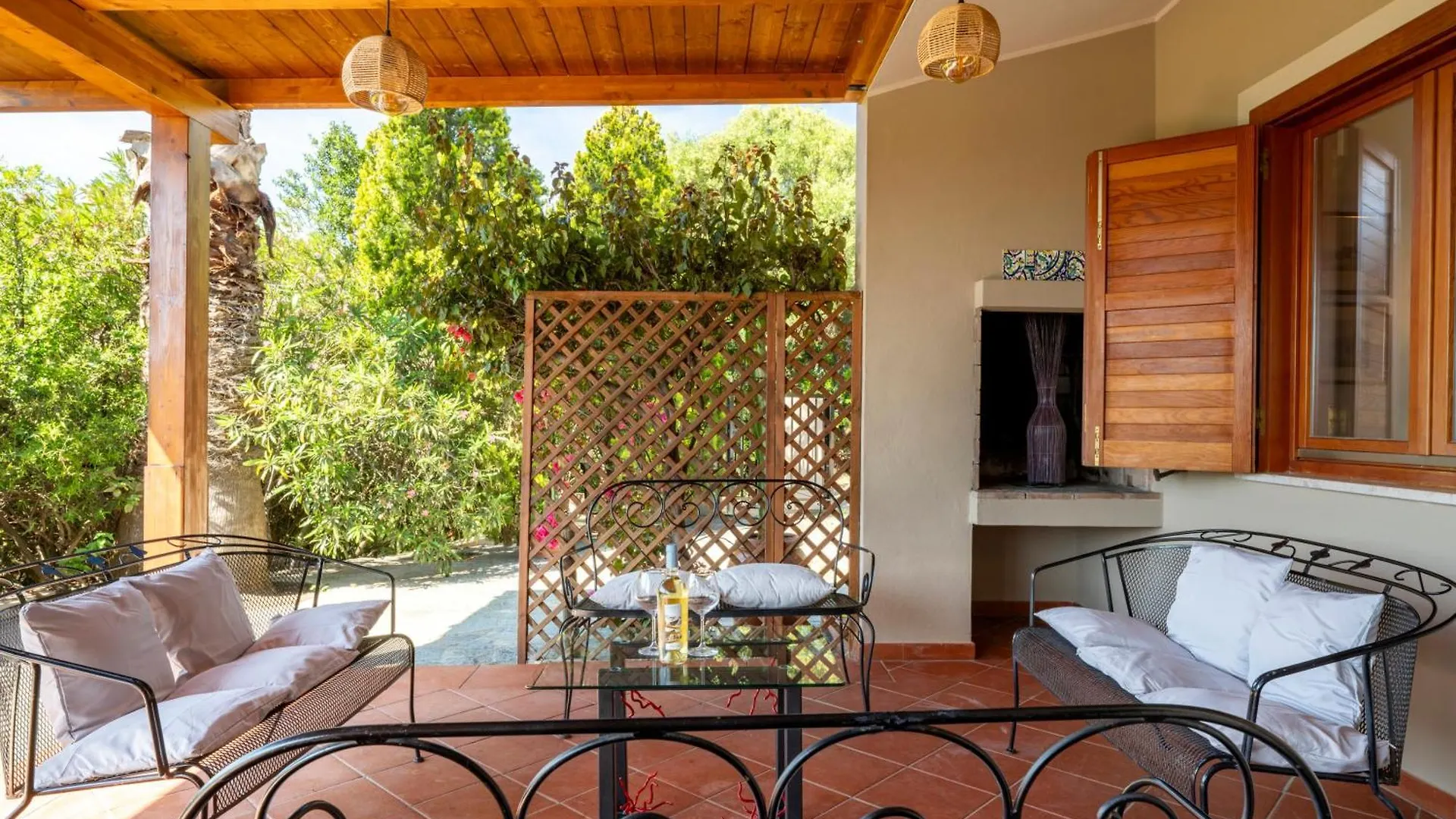 Villa Sara, A Pochi Passi Dalla Spiaggia, Sud Sardegna Forte Village