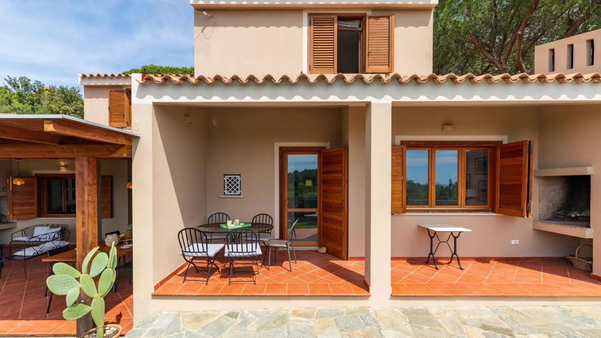 Villa Sara, A Pochi Passi Dalla Spiaggia, Sud Sardegna Forte Village